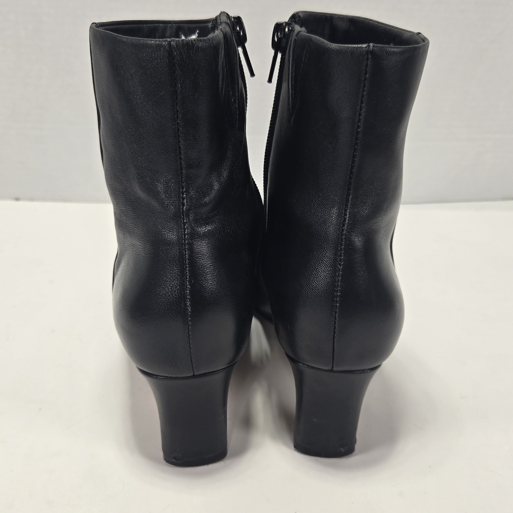 Andre Assous Winter Black Leather Heeled 2.5" Ankle Boots Booties Women's Size 6 - Picture 3 of 11